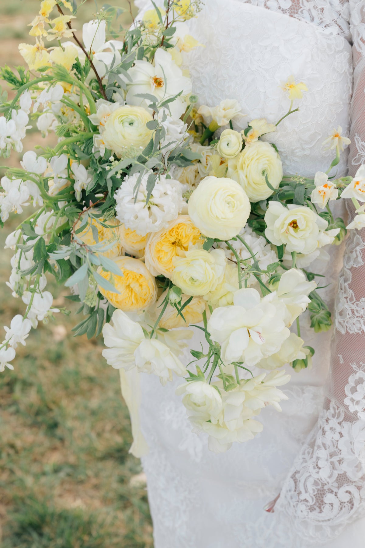 Omaha Shoot Butter Yellow Bouquet