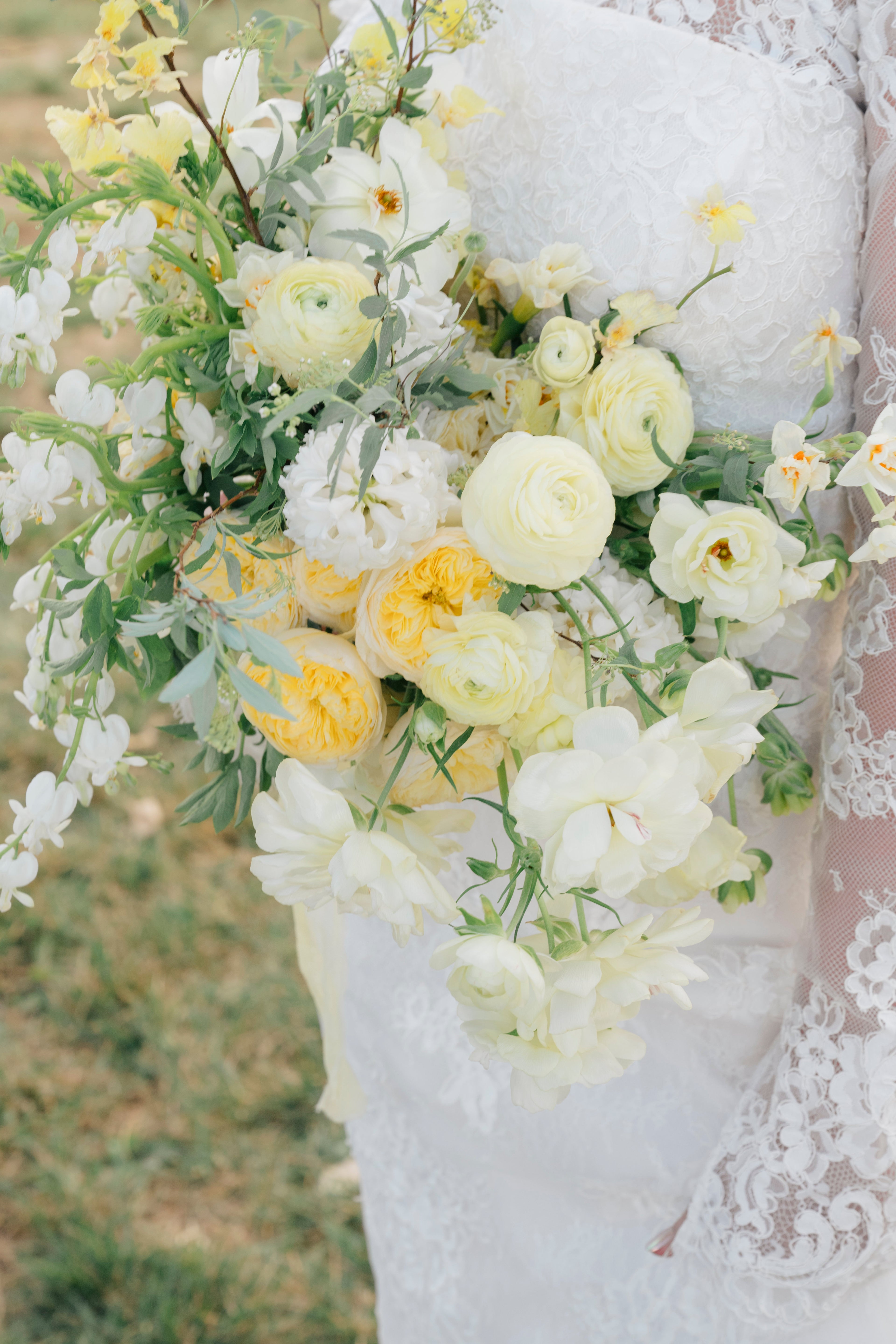 Omaha Shoot Butter Yellow Bouquet
